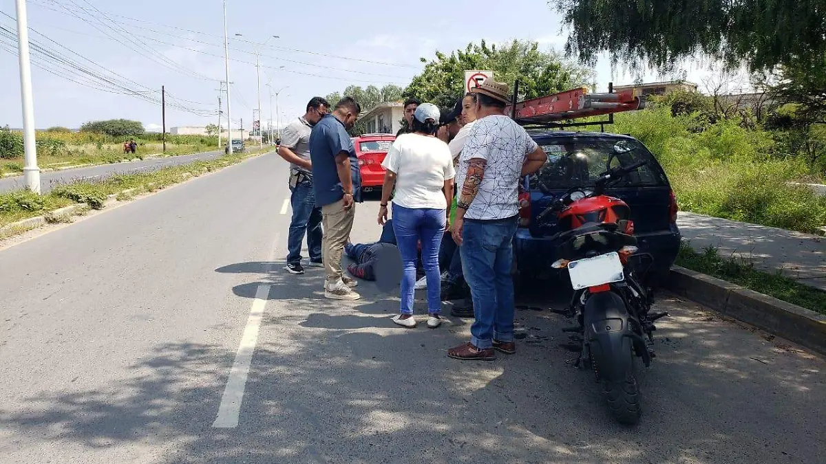 SJR POLI EL HOMBRE QUEDO TENDIDO