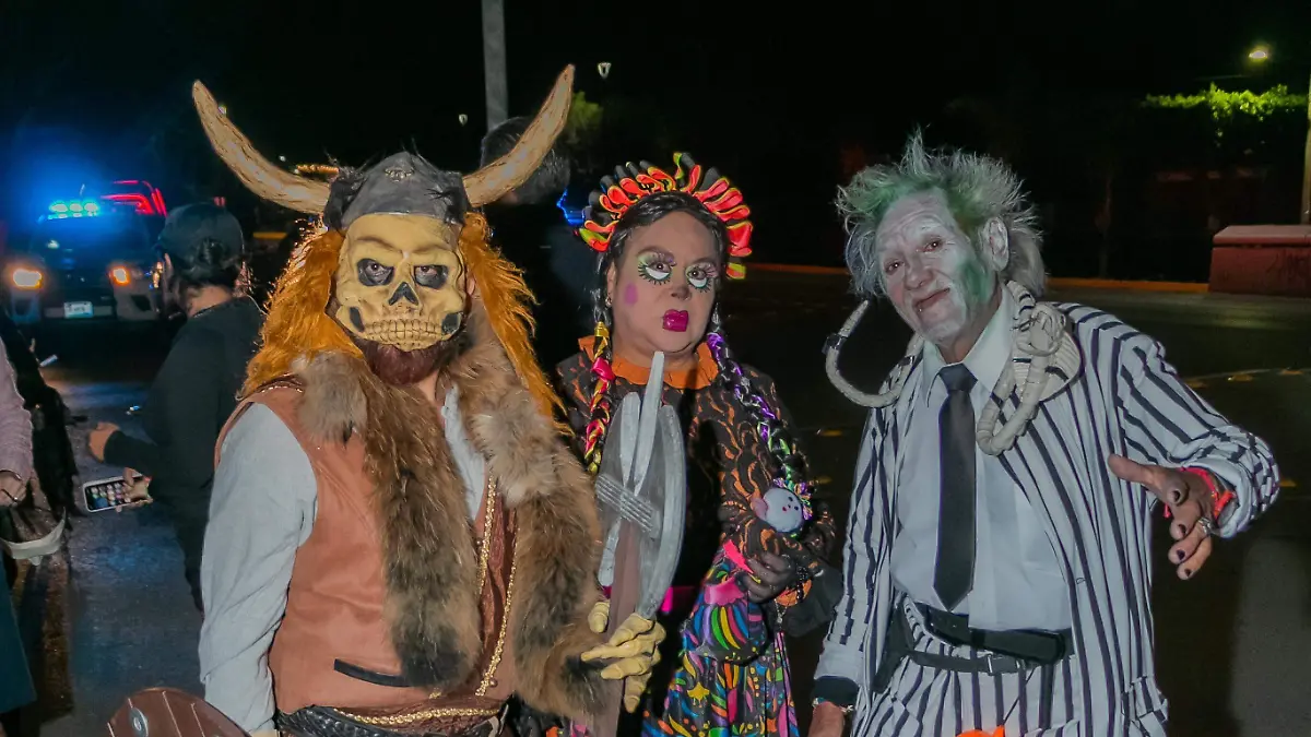 311023_marcha de los muertos_participacion de disfraces_CO (2)