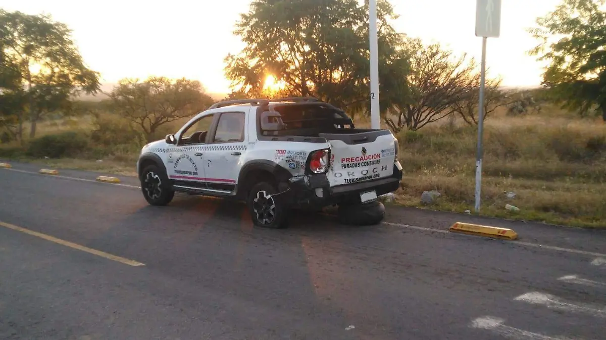 SJR POLI EL TAXI QUEDO DETENIDO