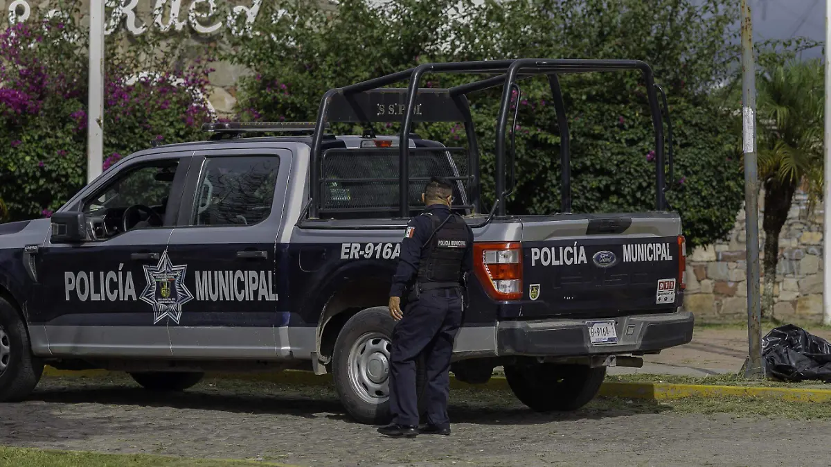 100925_patrullas_policias_CO_5