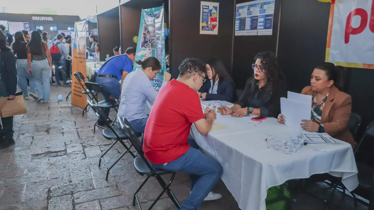 130225_feria del empleo_jardin del aguila_CO_107