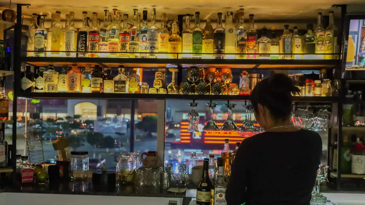 290125_alcohol_bar_cerveza_CO_11