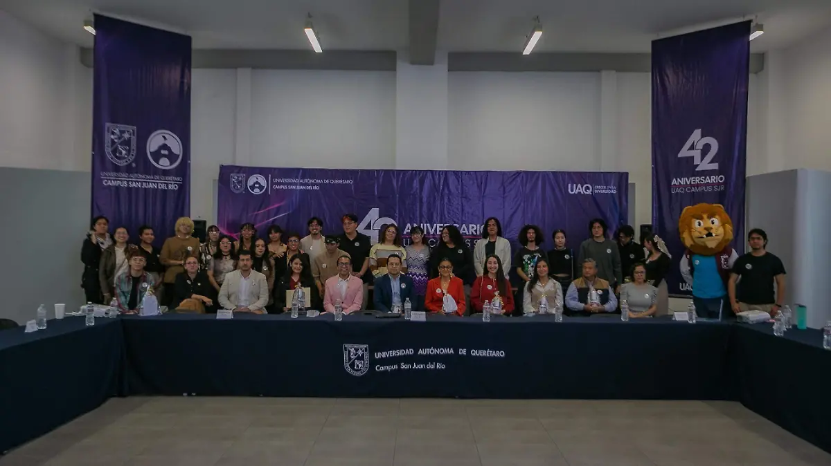 FOTO PRINCIPAL SJR Estudiantes