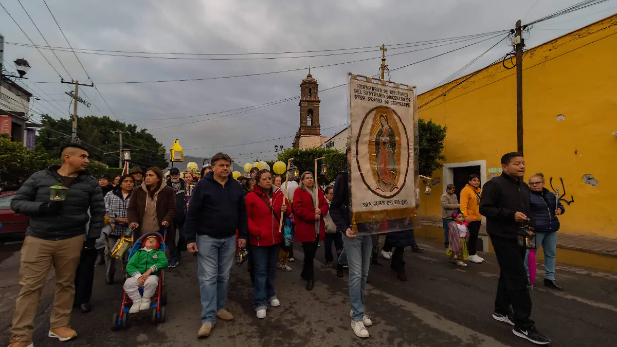 081223_peregrinacion de los farolitos_CO_57