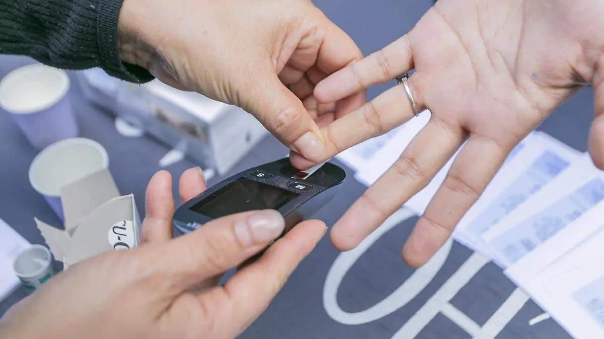 041124_jornada de salud_uaq_campus derecho__CO_66