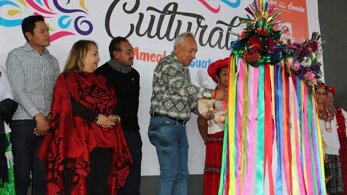 sjr se lleno de color