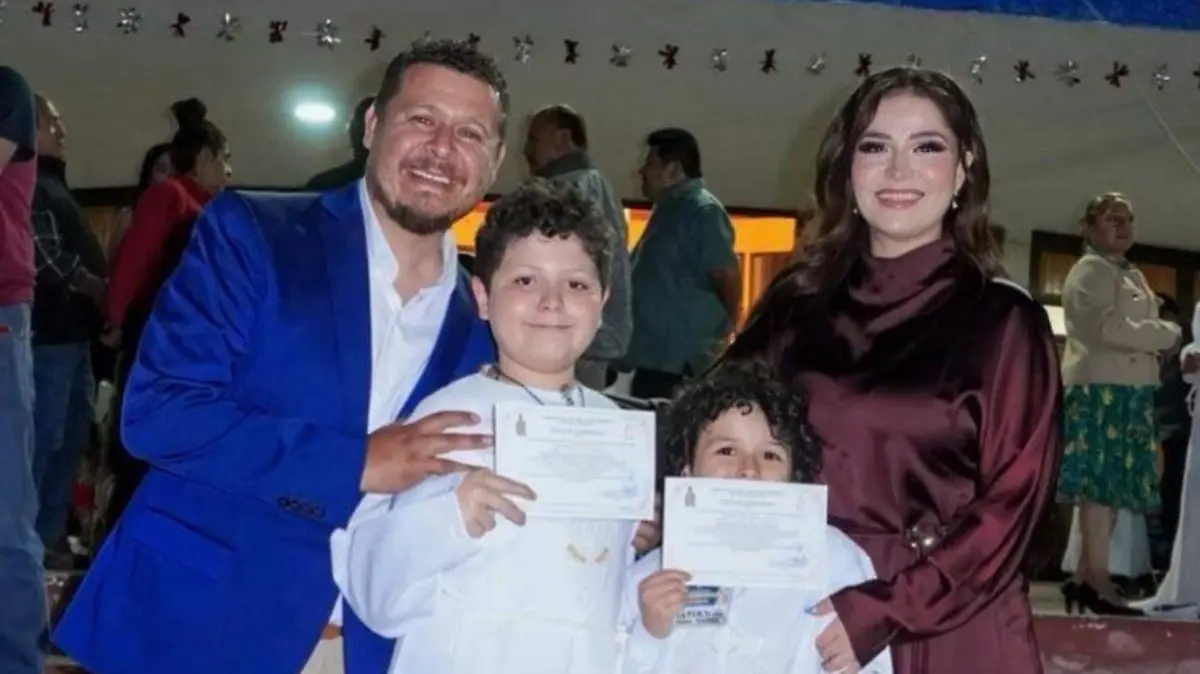 FOTO PRINCIPAL SJR Con sus papas