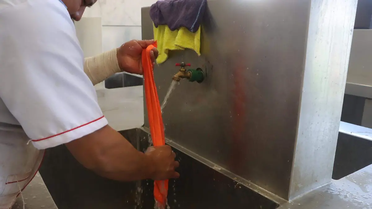 041125_agua_ldvu (12)