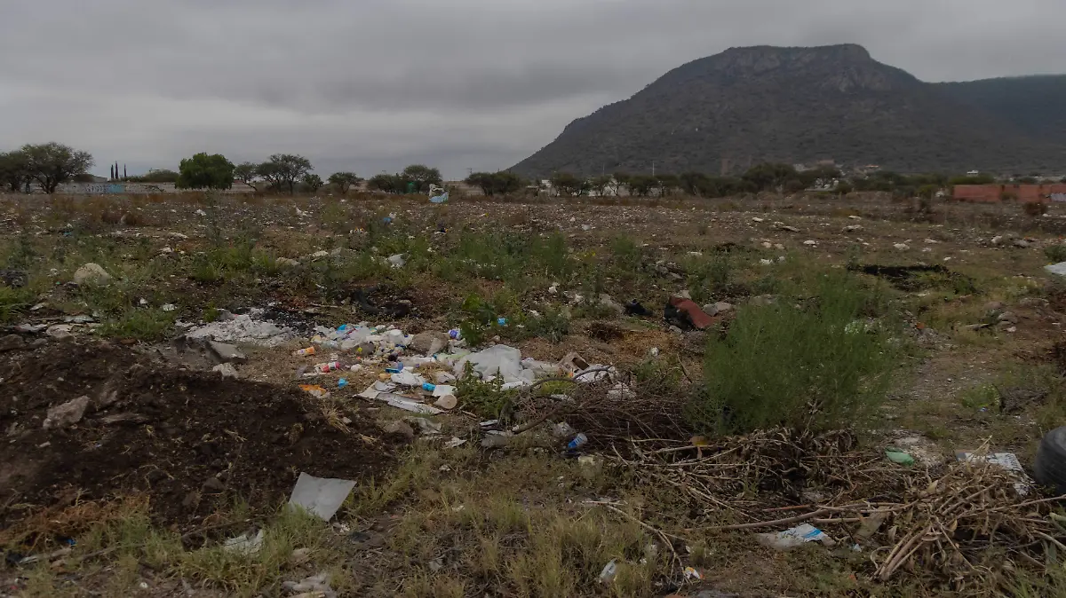 sjr Comprometen trabajos con las dependencias