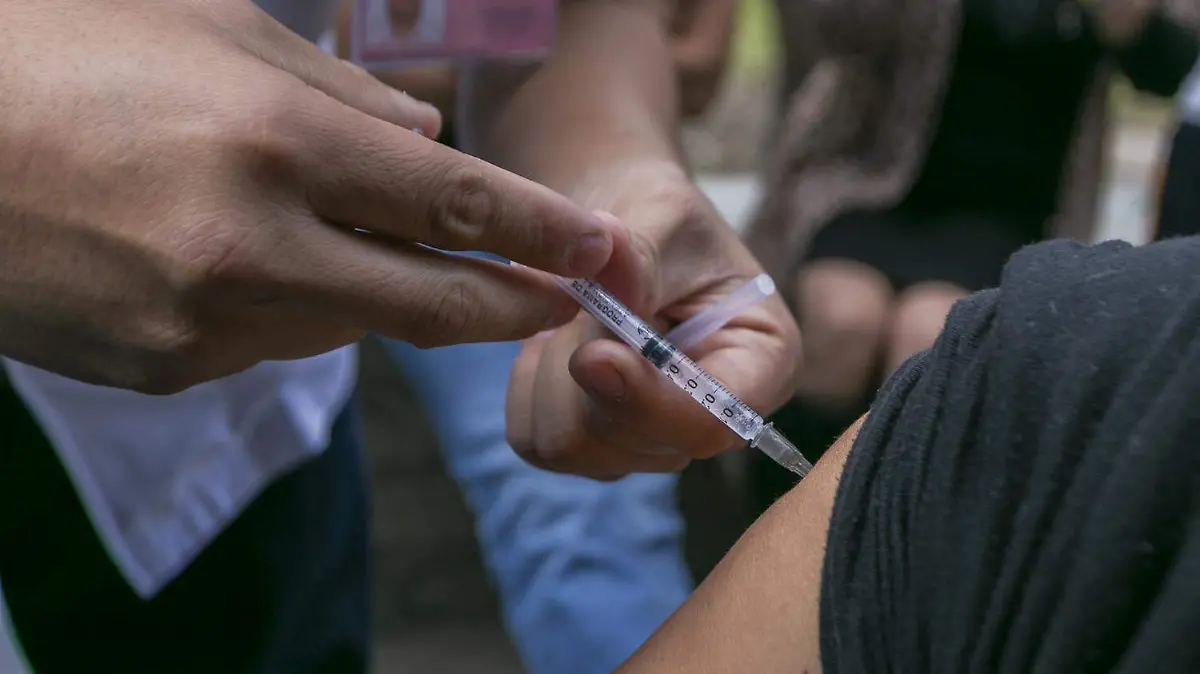 041124_jornada de salud_uaq_campus derecho__CO_47