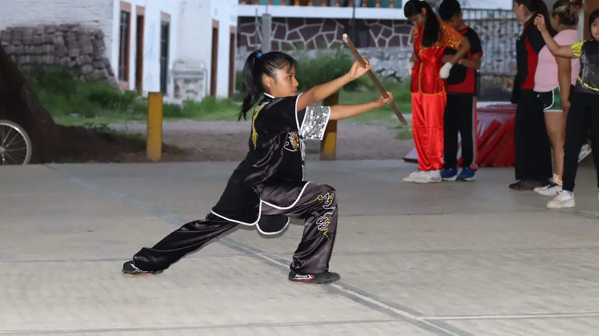 050926_exhibición_taichi_ldvu (81)