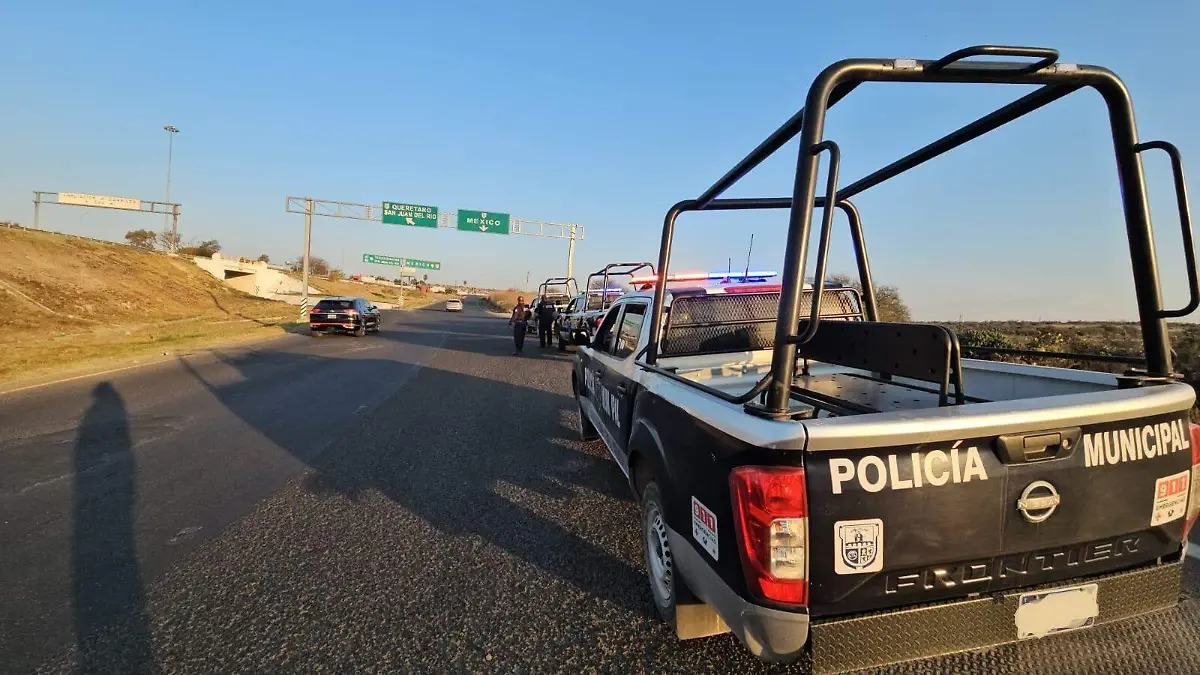 SJR POLI TRAS VARIOS MINUTOS