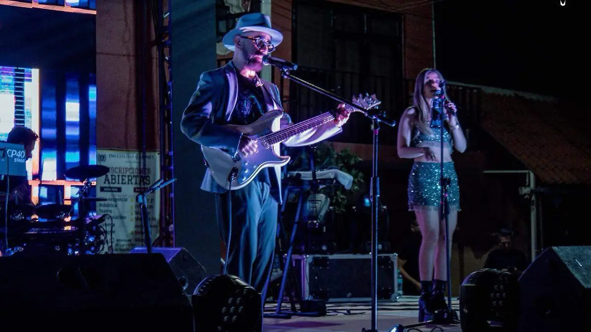 FOTO PRINCIPAL SJR El cantante