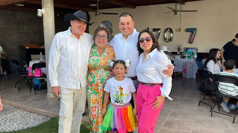 FOTO PRINCIPAL SJR Con Aida