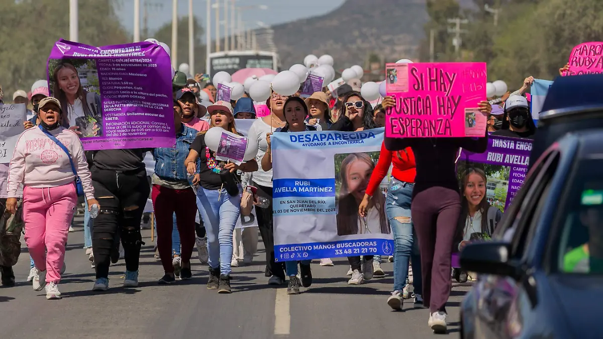 sjr Algunos de sus compañeros
