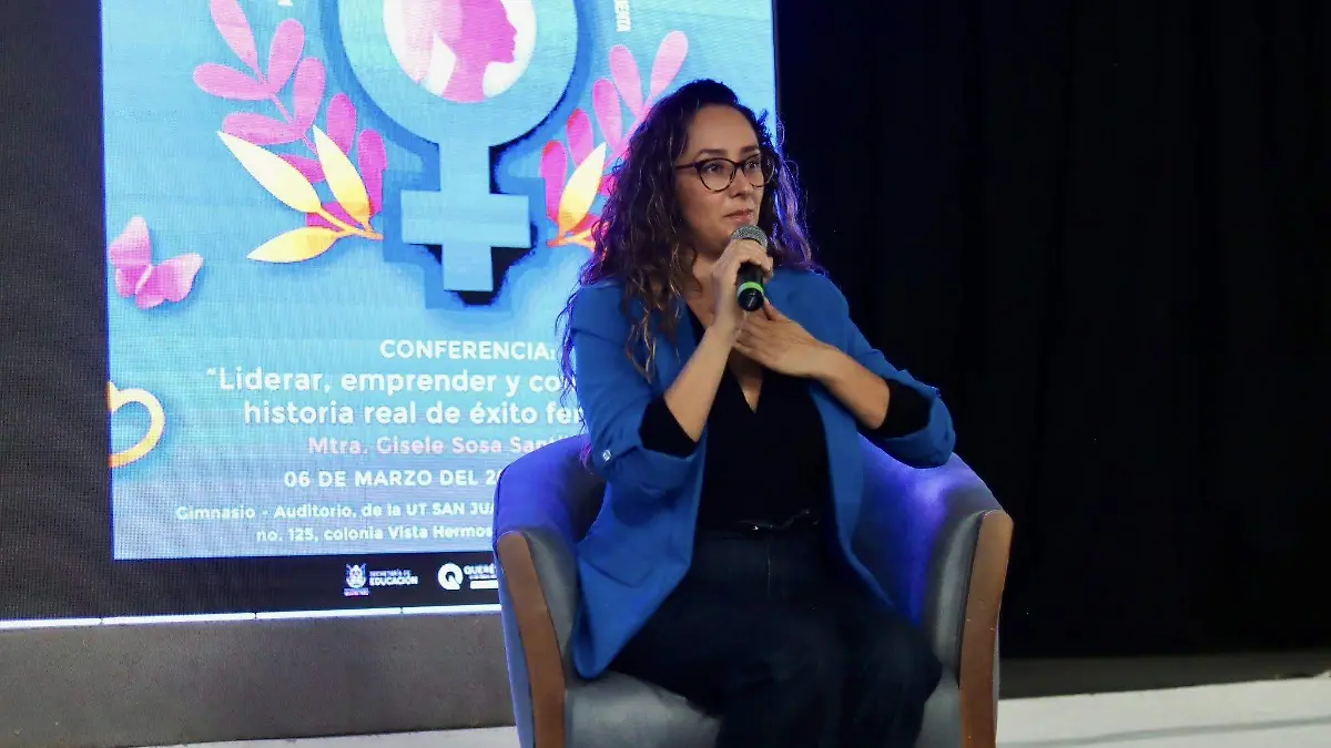 FOTO PRINCIPAL SJR La conferencista