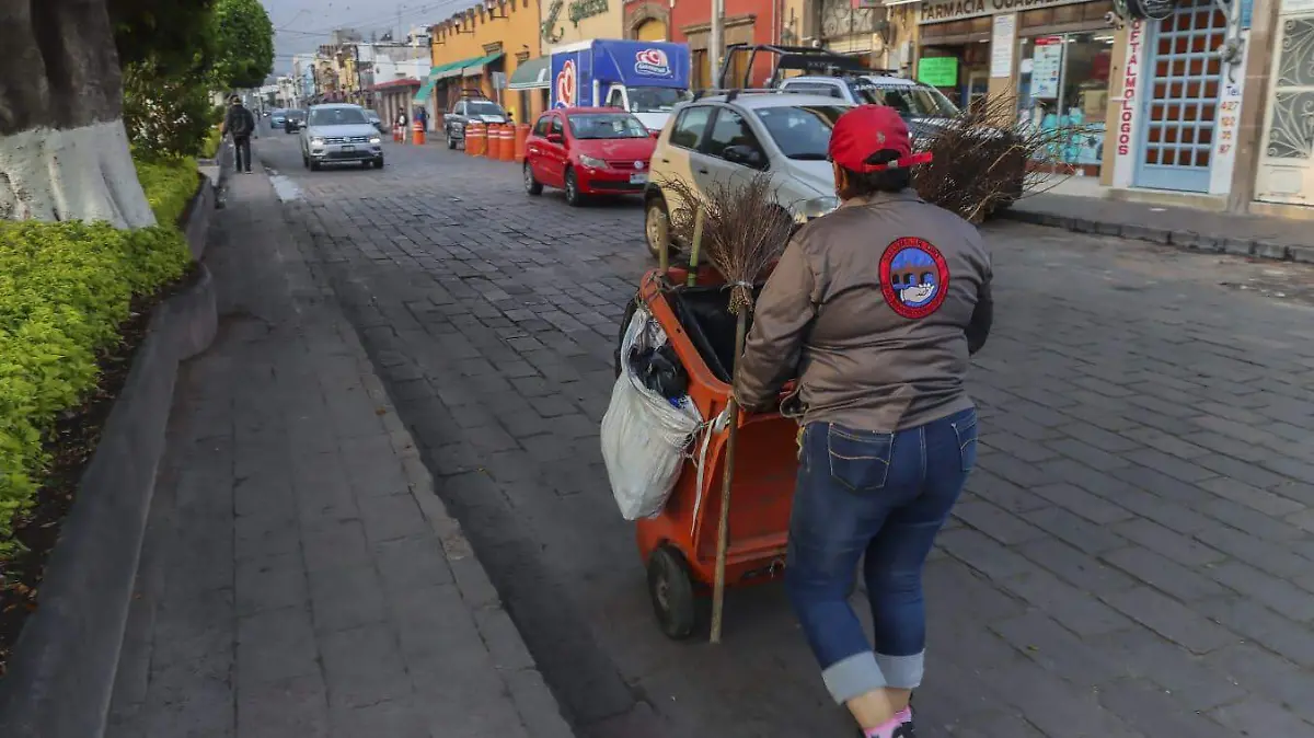 SJR Los trabajadores continúan
