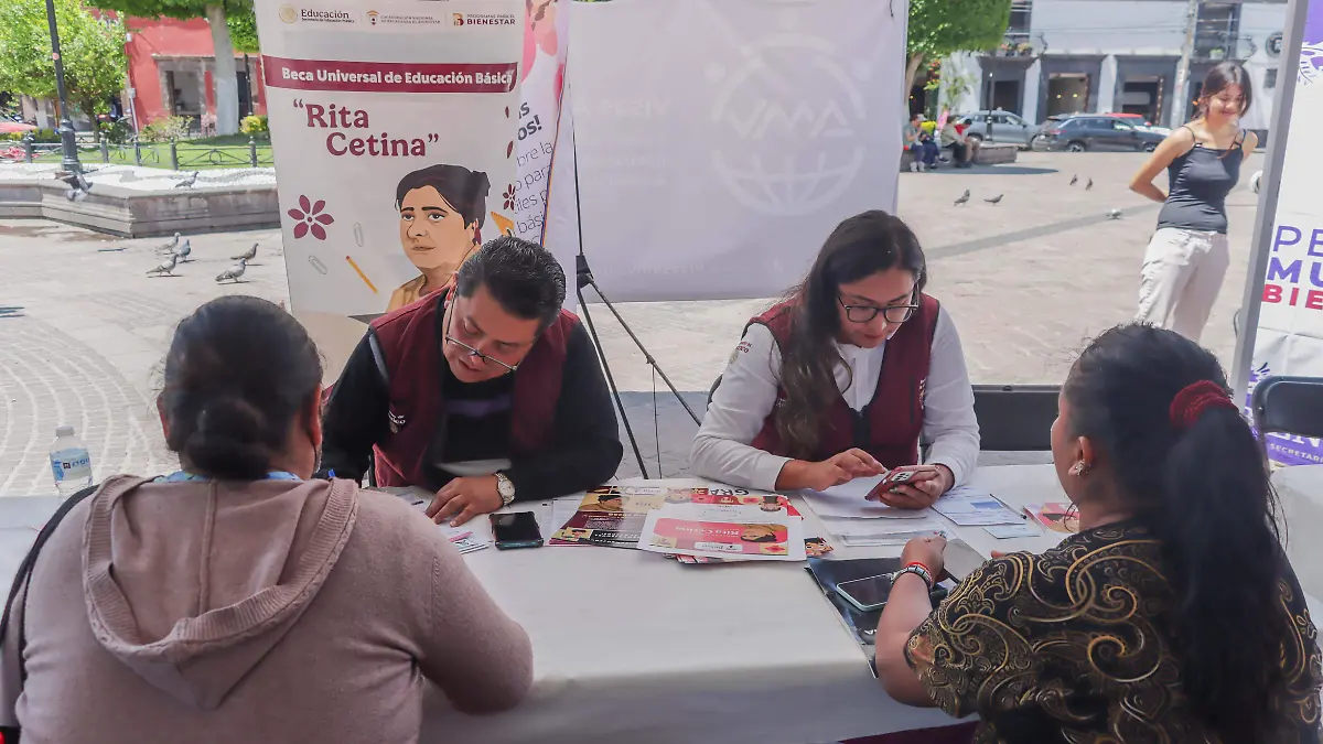 180326_jornada de atencion al migrante_plaza independencia_CO_31