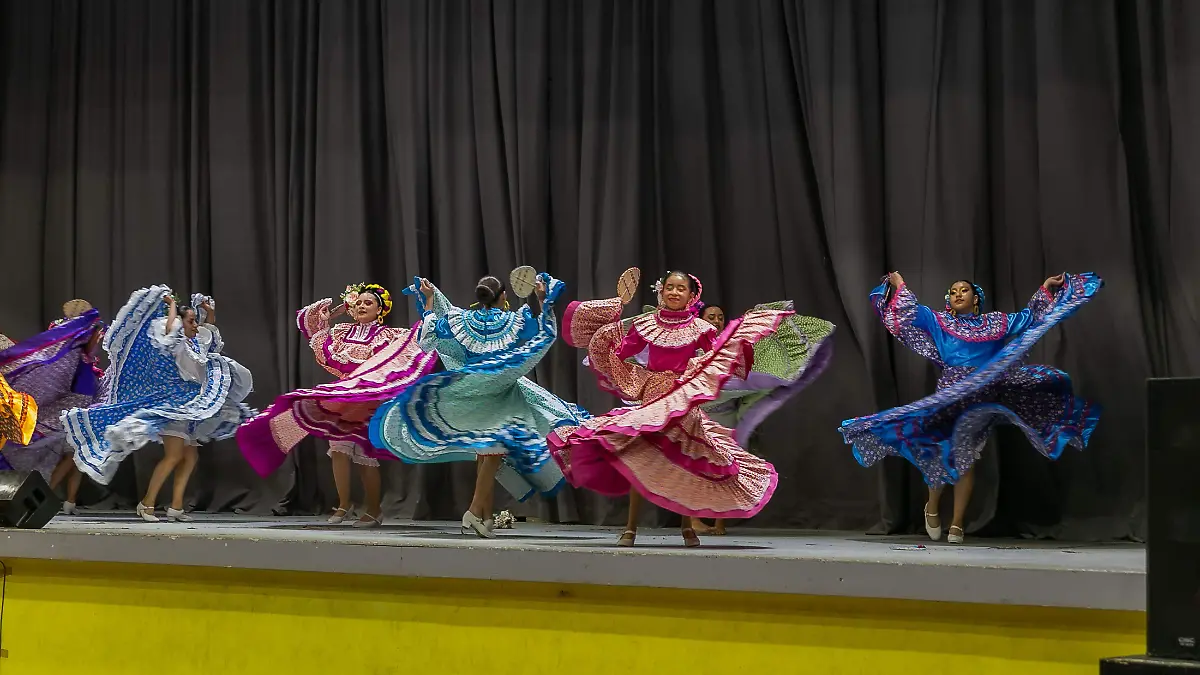 290426_danza_cecuco_CO_1