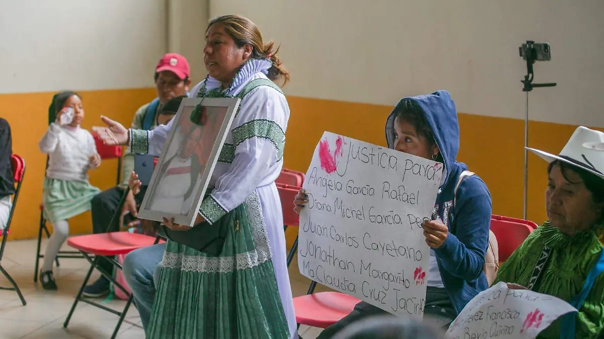sjr aun hay una persona