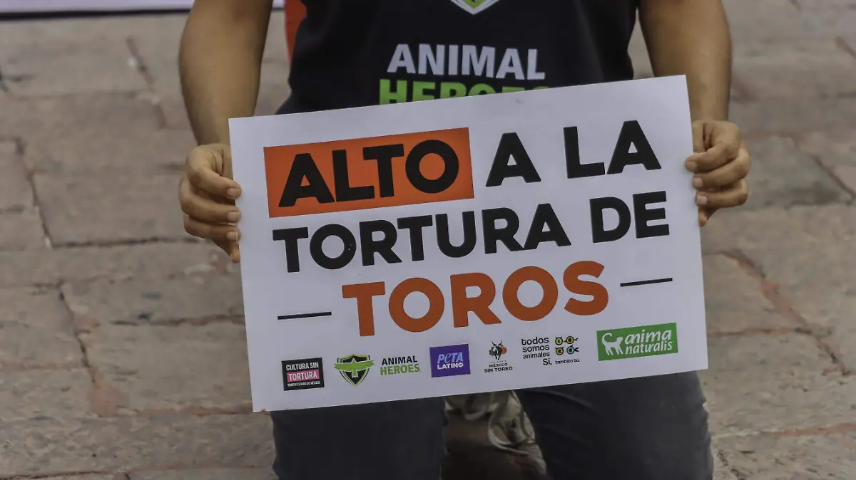 130625_manifestacion taurina_jardin del aguila_CO_57