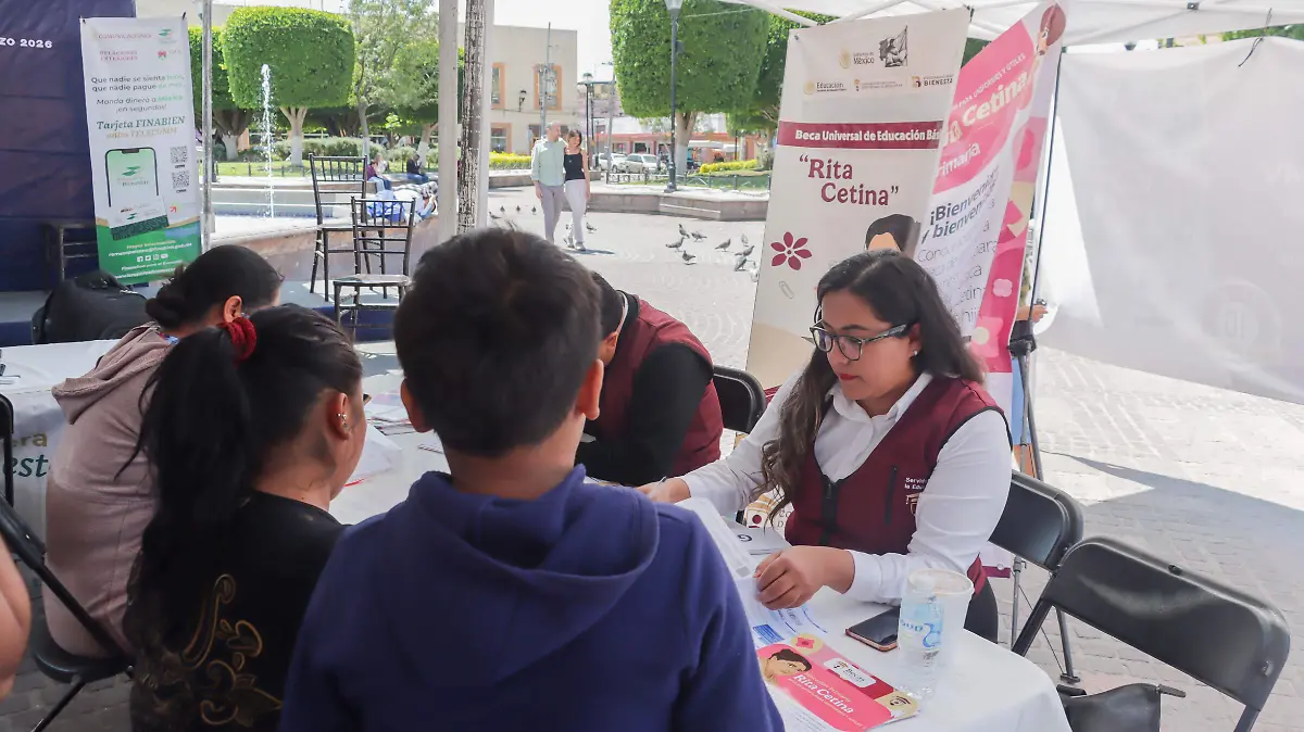 180326_jornada de atencion al migrante_plaza independencia_CO_14