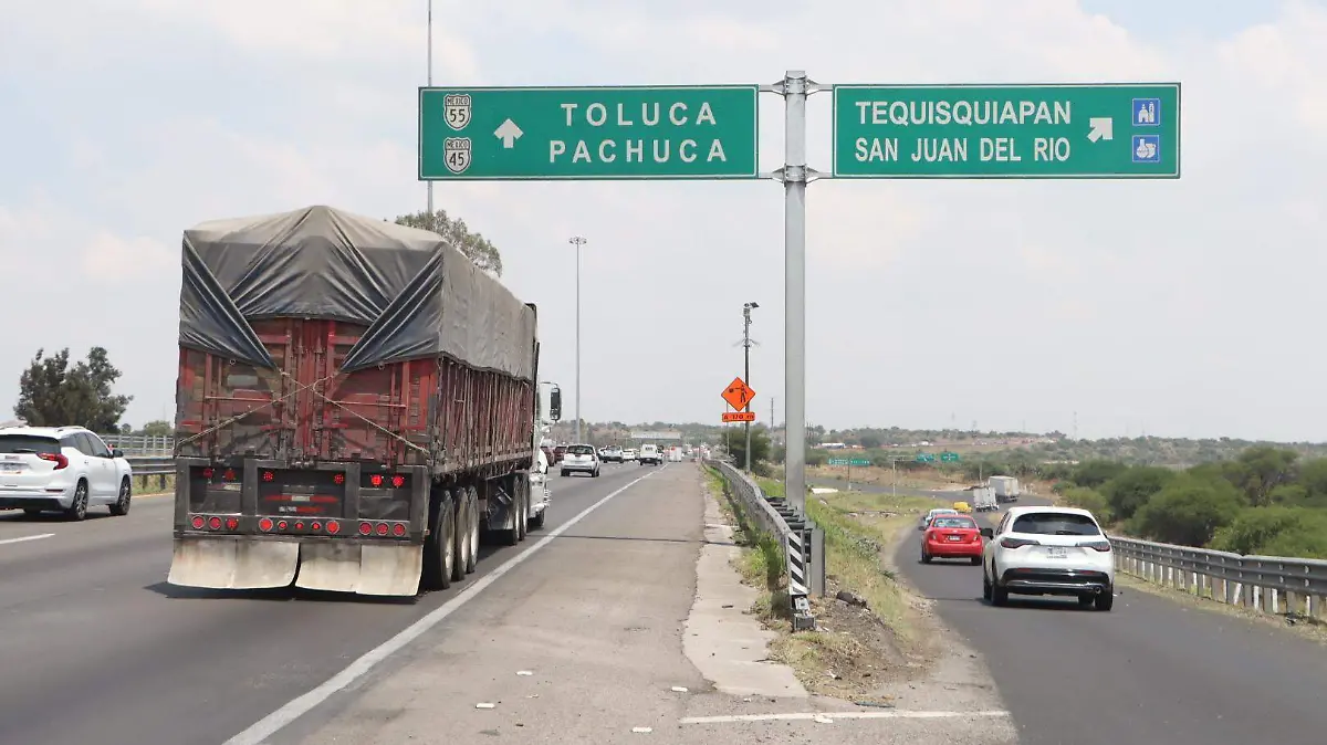 070526_autopista_57_trebol_ldvu (26)