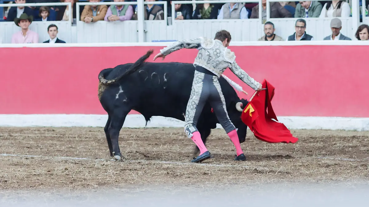 251225_corrida_toros_centro expositor_sjr_CO_272