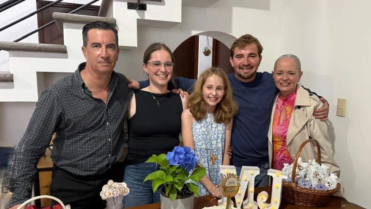 FOTO PRINCIPAL SJR Sus papas