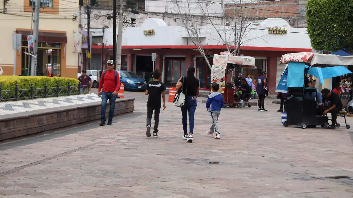 sjr De manera permanente