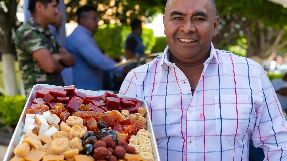 La mirada_Tradición dulcera prevalece en Amealco_ (8)