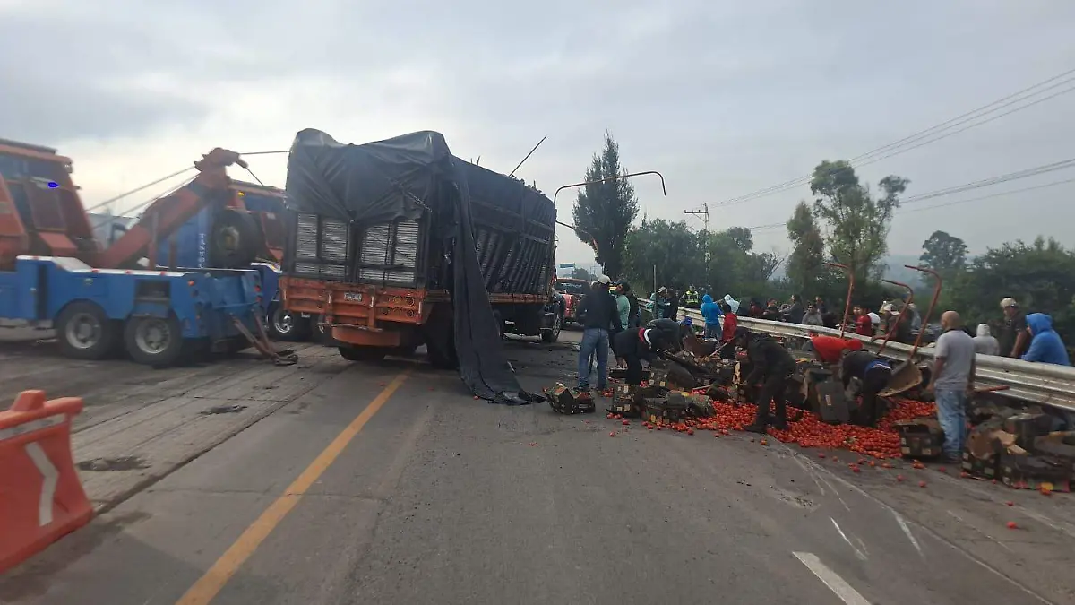 SJR POLI UNA VEZ QUE LA GRUA