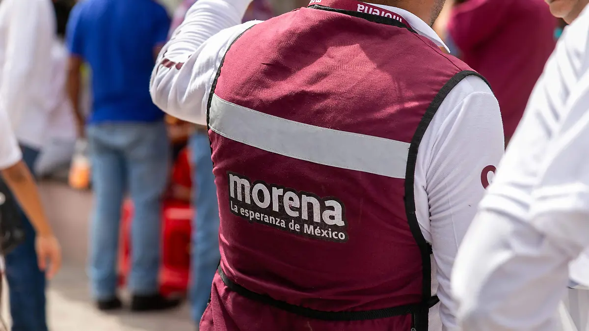 220826_morena_banderas_subenir_CO_9