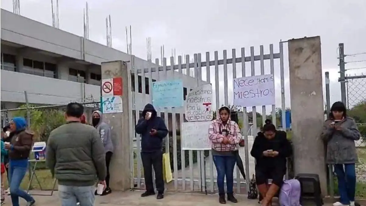 falta de mestrso en Matehuala (3)