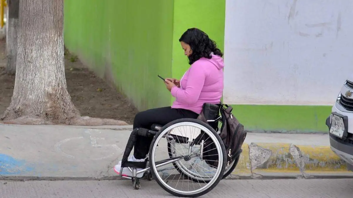 personas en silla de ruedas JO (1)