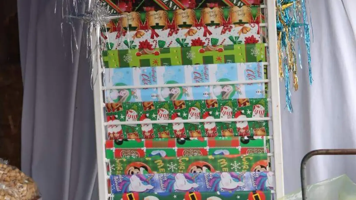 Papel para regalo CR (4)