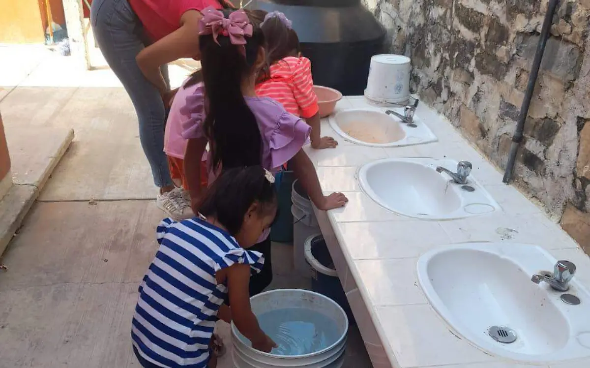 programa de Lava, Tapa, Voltea y Tira, dengue (1)
