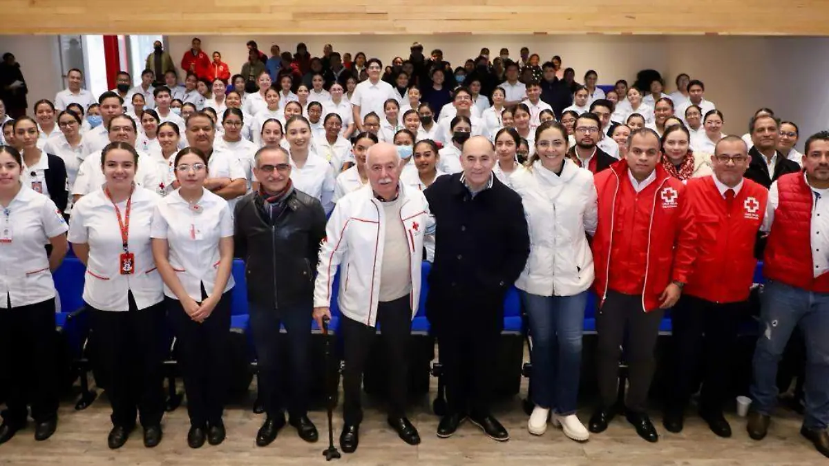 Cruz roja y ayuntamiento (2)