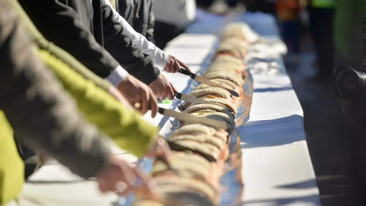 Rosca de reyes monumental Soledad (2)