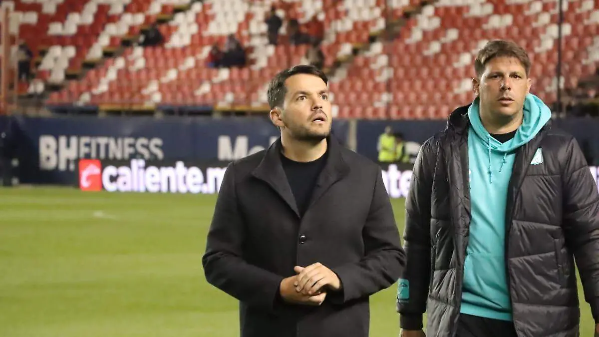 Nicolás Larcamón  (2)