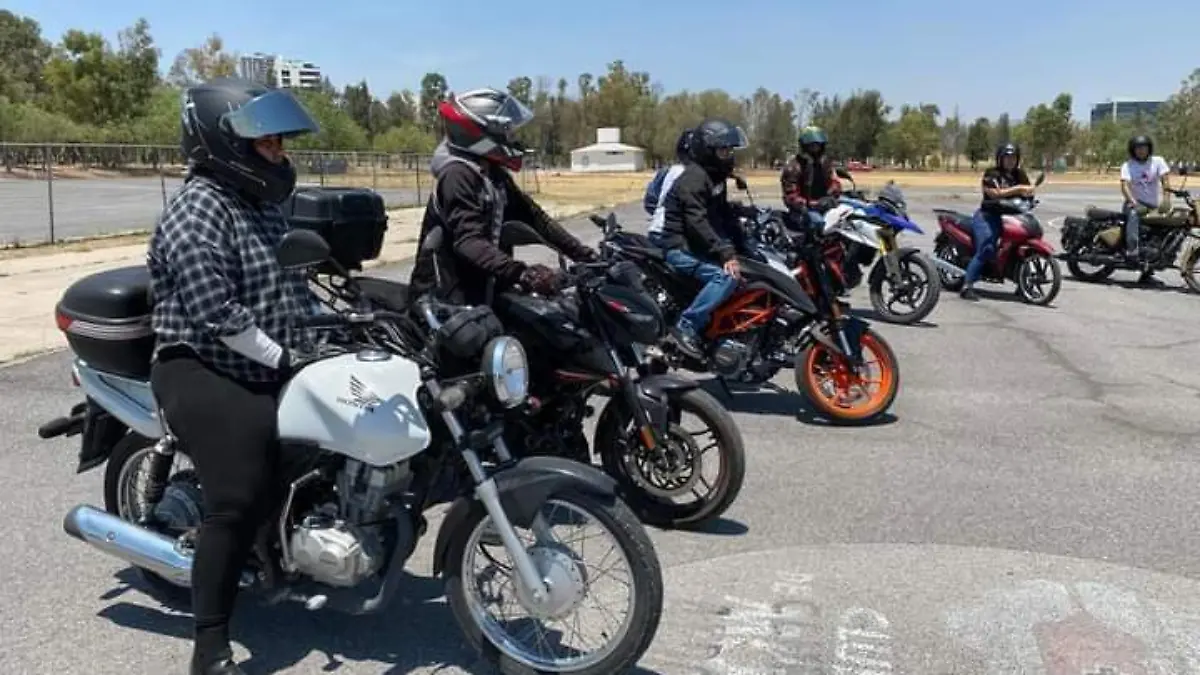 Curso de manejo para motociclistas en SLP (1)