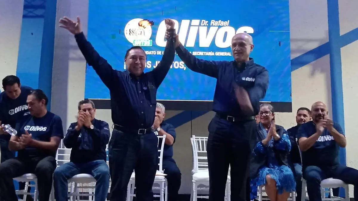 Rafael Olivos  (2)