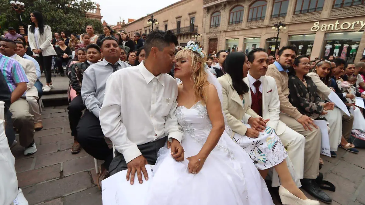 Matrimonios colectivos 2024 (6)