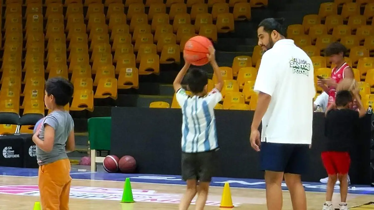 Campamento de Verano 2024 de Baloncesto (3)