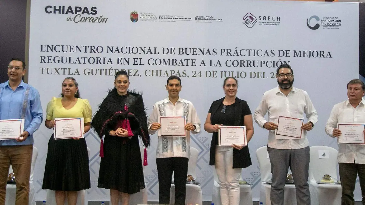 Encuentro Nacional de Buenas Prácticas de Mejora Regulatoria en el Combate a la Corrupción (2)