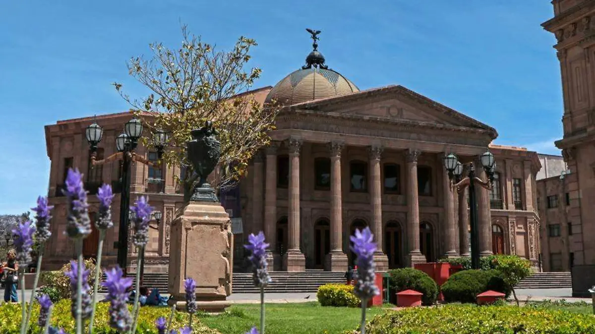 Teatro de la PAz (2)