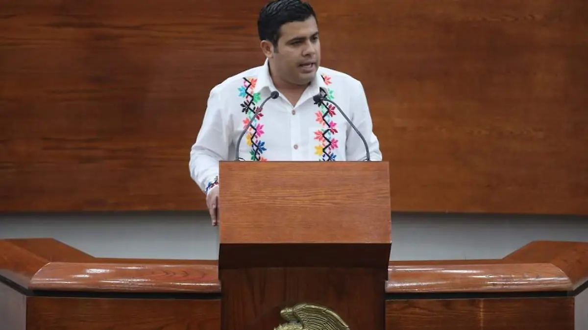 Emilio Eduardo Briones Valdez