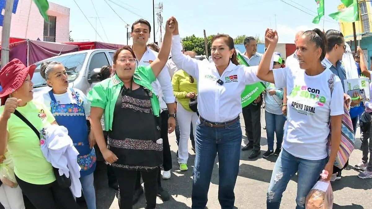 Sonia Mendoza, mercado República