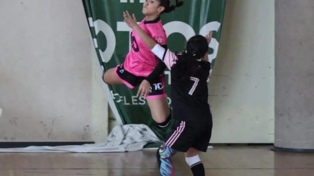 Escuela Primaria “Lic. José Vasconcelos” campeonas del balonmano (3)