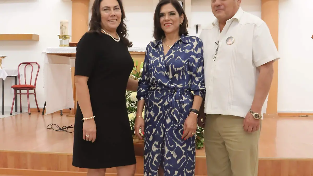 Festejan a Silvia González (3)